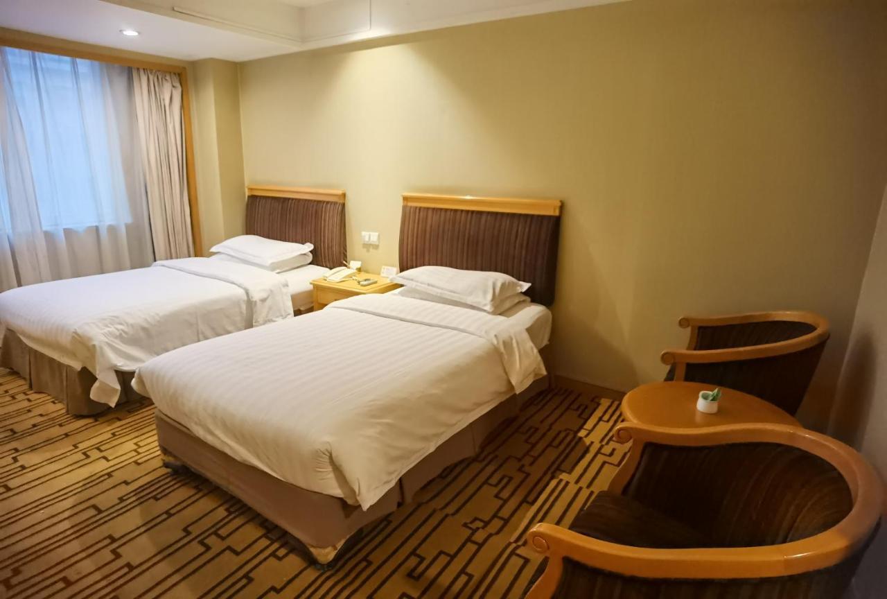 Dongjiaominxiang 4*